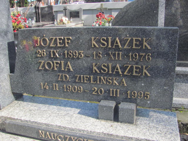 Grób Józef Książek