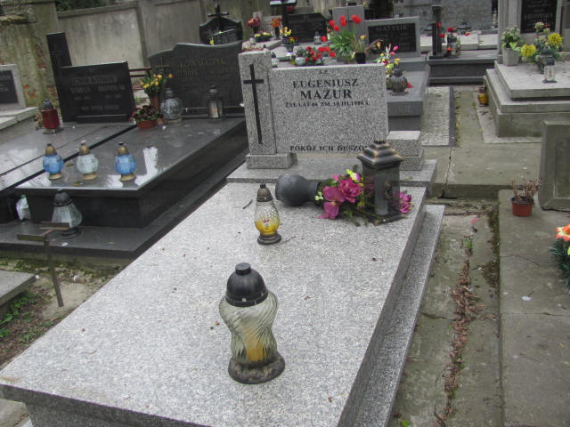 Grób Eugeniusz Mazur